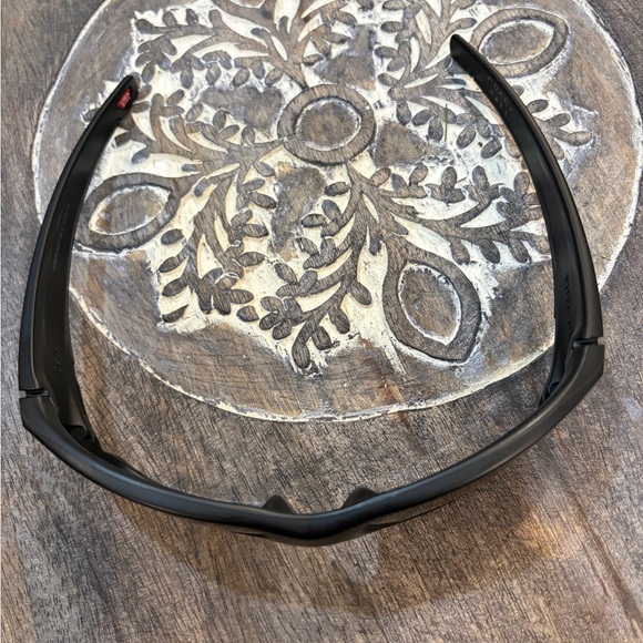 Oakley OO9096 Fuel Cell Sunglasses EUC - Picture 10 of 13